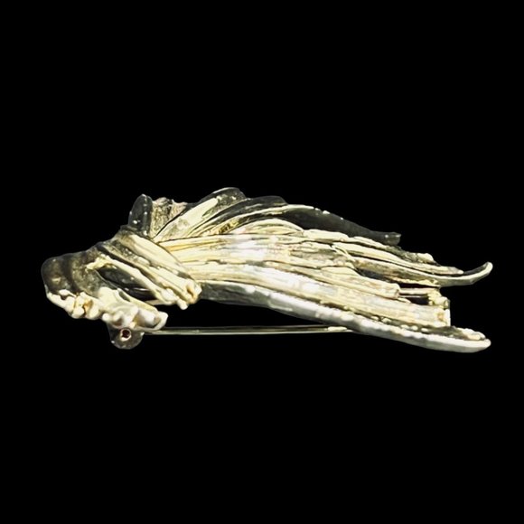 Vintage Gold Tone Wind Blown Leaf Brooch (4908) - Picture 2 of 5